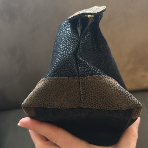 Manscaped The Shed Travel Bag - Picture 7 of 9